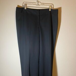 JONES NEW YORK WOMENS POLY BLEND DRESS PANT SZ 16 BLK ON BLK PINSTRIPE
